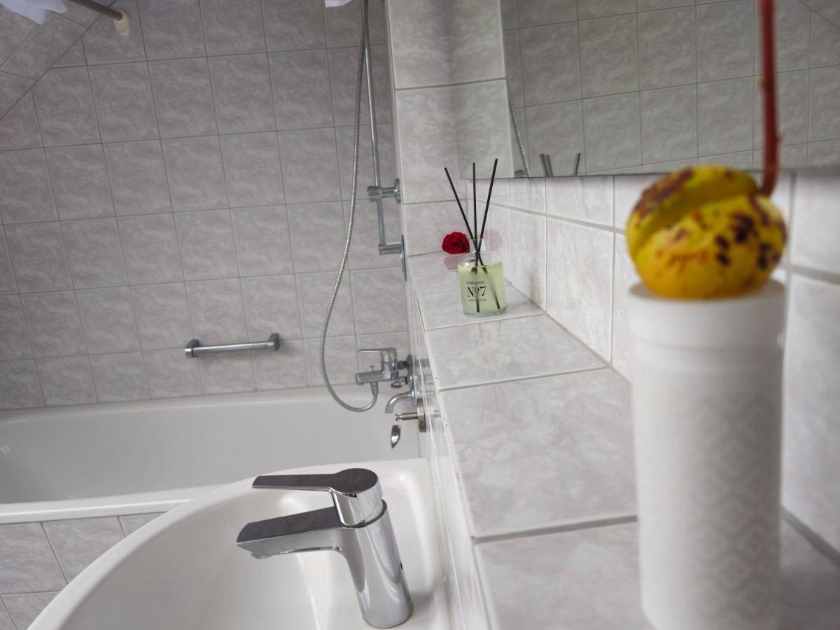 רדולפצל אם בודנזי Sauna - Massage -Bodensee-Cinema Feeling- Home Sharing - Parking - Kueche מראה חיצוני תמונה